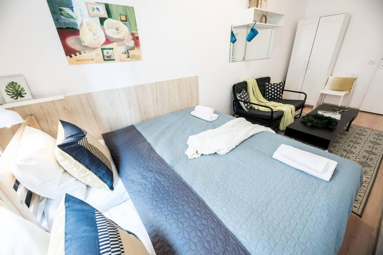 Cosy And Central Apartment With 4 Bedrooms And A/C Budapest Exterior photo